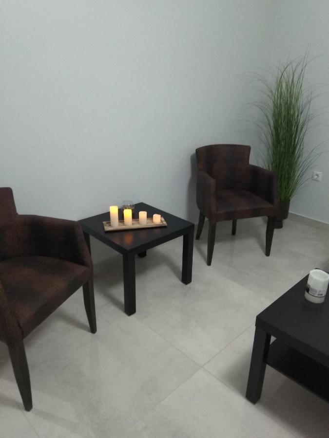 Arxontia 2 Apartment Kalamata Bagian luar foto