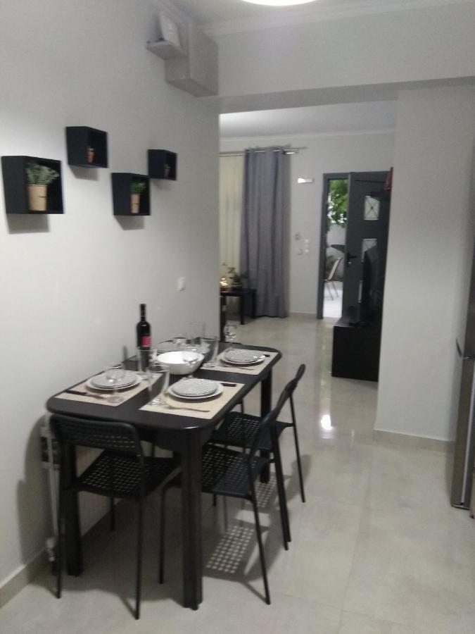 Arxontia 2 Apartment Kalamata Bagian luar foto