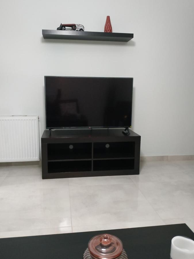 Arxontia 2 Apartment Kalamata Bagian luar foto
